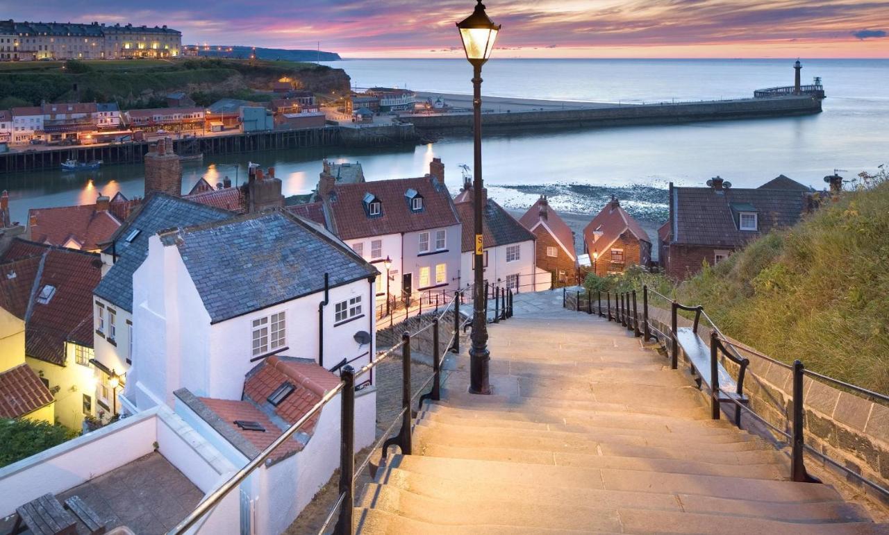 Stowaways Loft Leilighet Whitby Eksteriør bilde